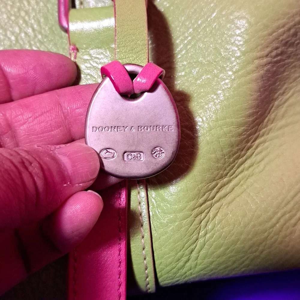 vintage Dooney & Bourke leather "Wicked" 💚shoulder Bag ST. PATRICKS DAY READY🍀 - Picture 6 of 16